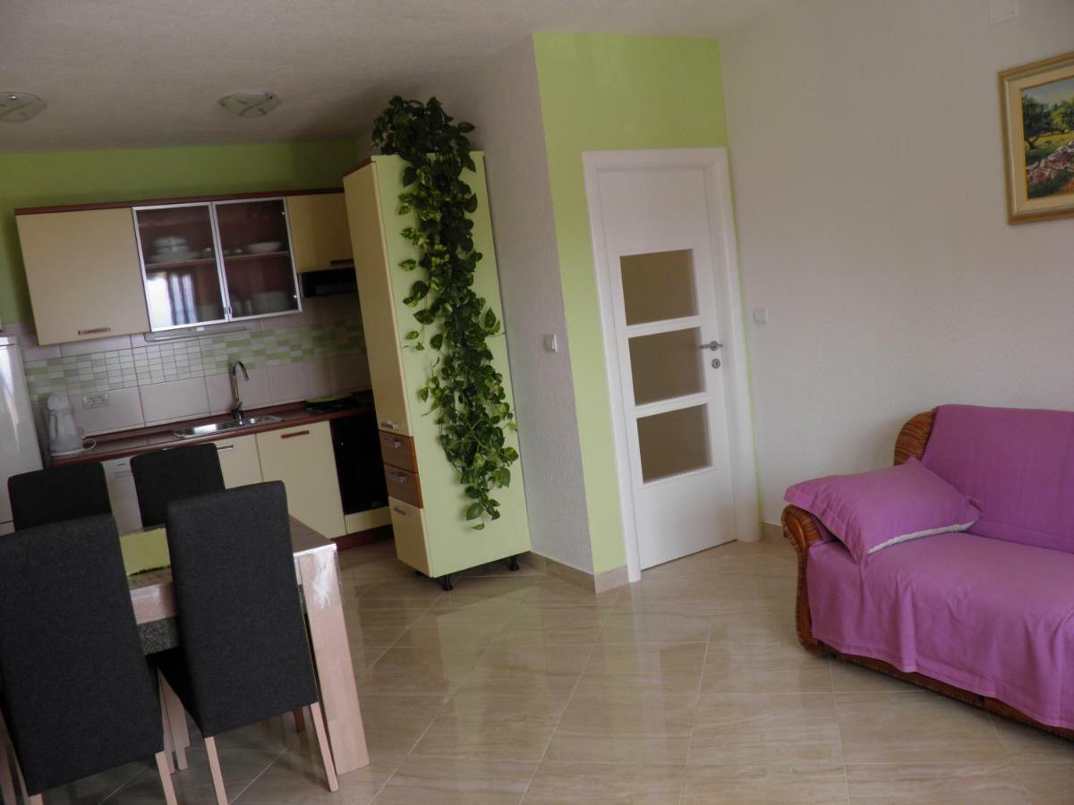 Apartments Marcic โบล ภายนอก รูปภาพ