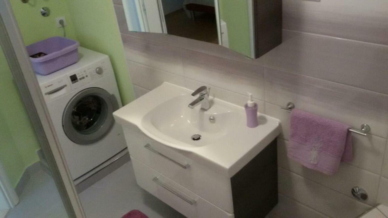 Apartments Marcic โบล ภายนอก รูปภาพ