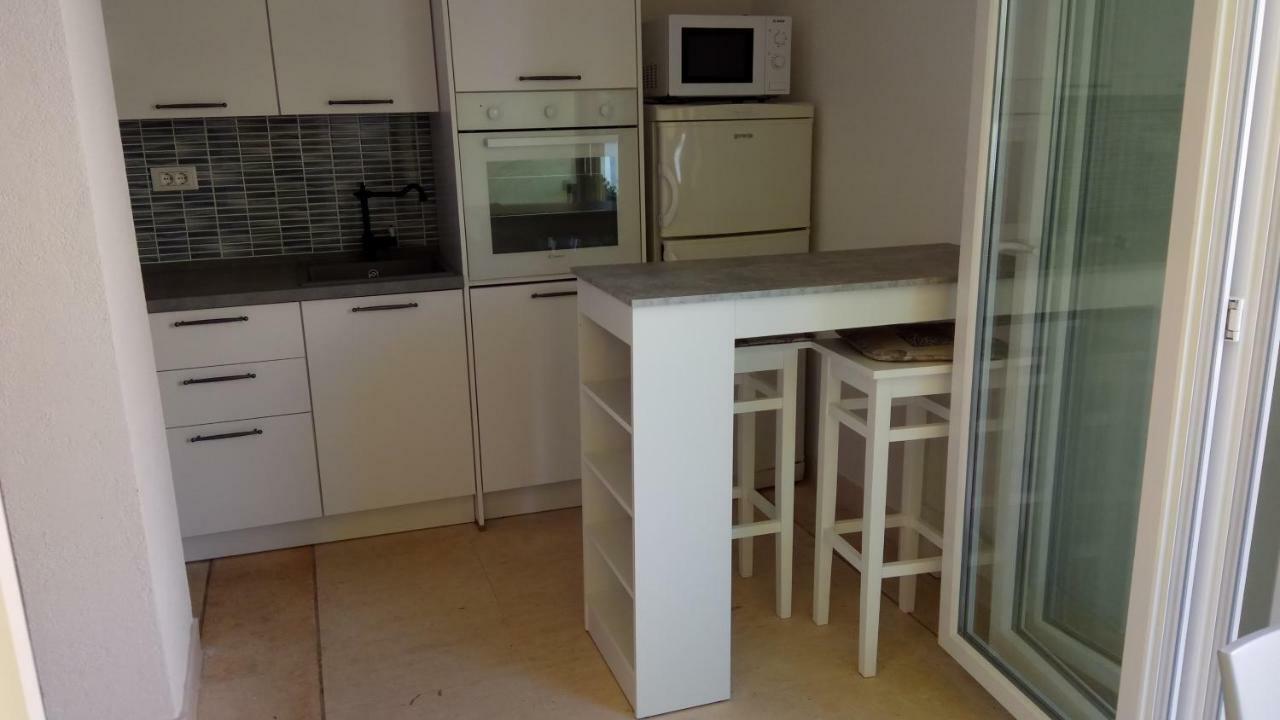 Apartments Marcic โบล ภายนอก รูปภาพ